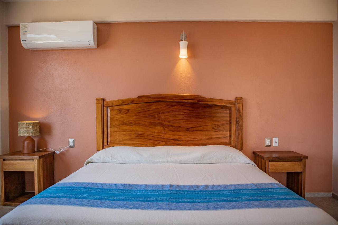 Hotel El Mirador ปูแอร์โตเอสกอนดิโด ภายนอก รูปภาพ
