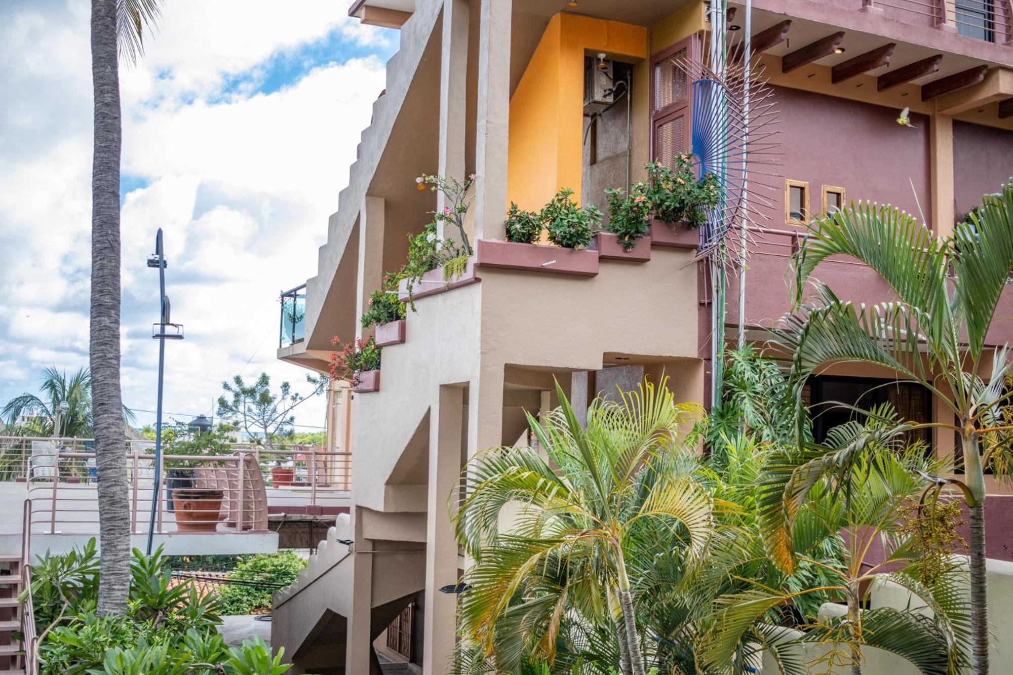 Hotel El Mirador ปูแอร์โตเอสกอนดิโด ภายนอก รูปภาพ